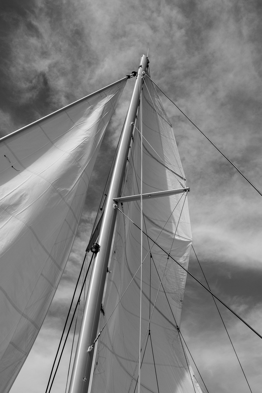 PRIVATE CHARTER - MEDITERRANEAN / CARIBBEAN